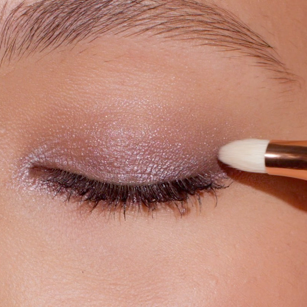 ZOEVA - Eyeliner End Cap 230 / Detail Smoky Blender Brush - EYE BRUSH