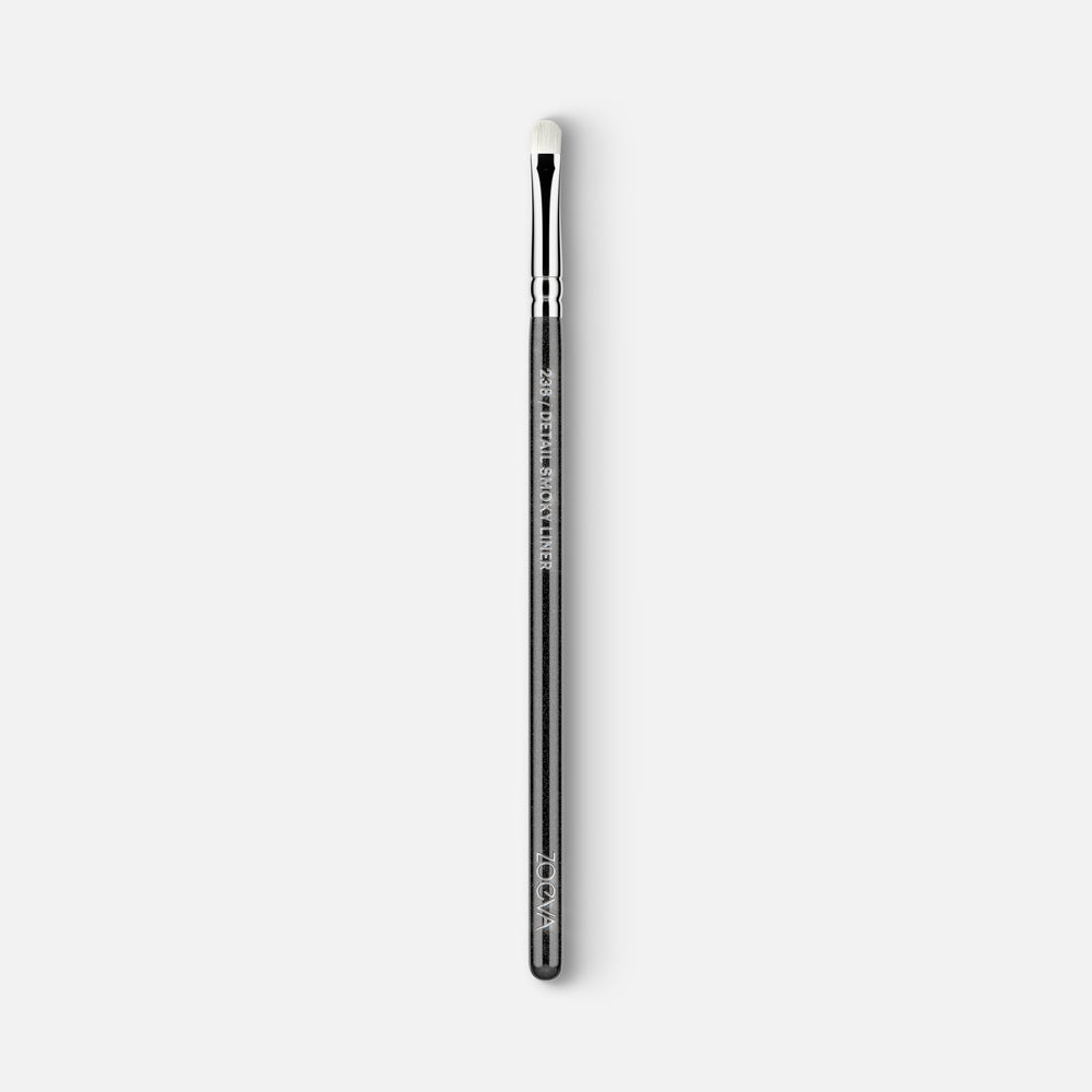 238 Detail Smoky Liner Brush